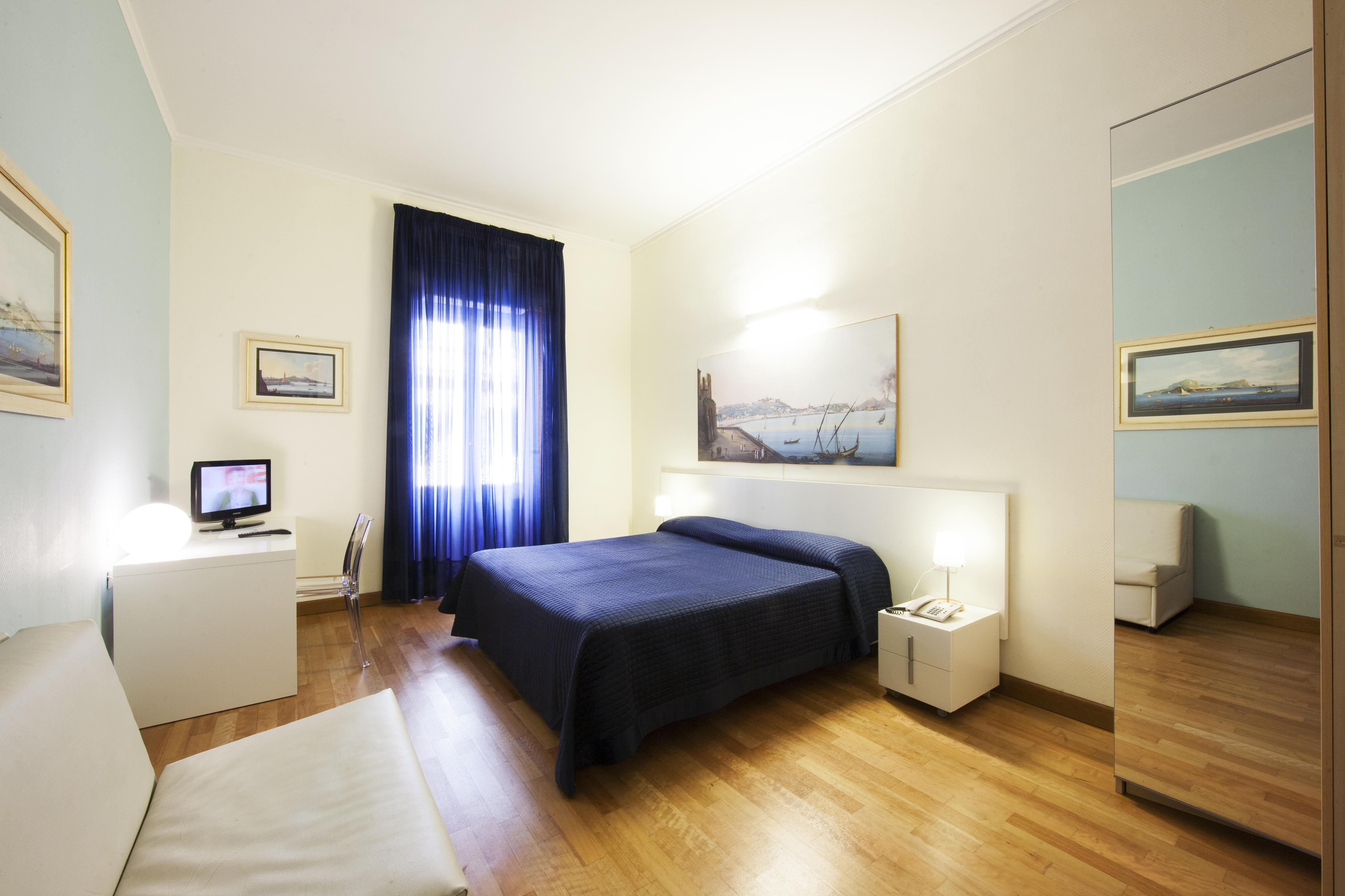 Rex Lifestyle Hotel Naples Room photo